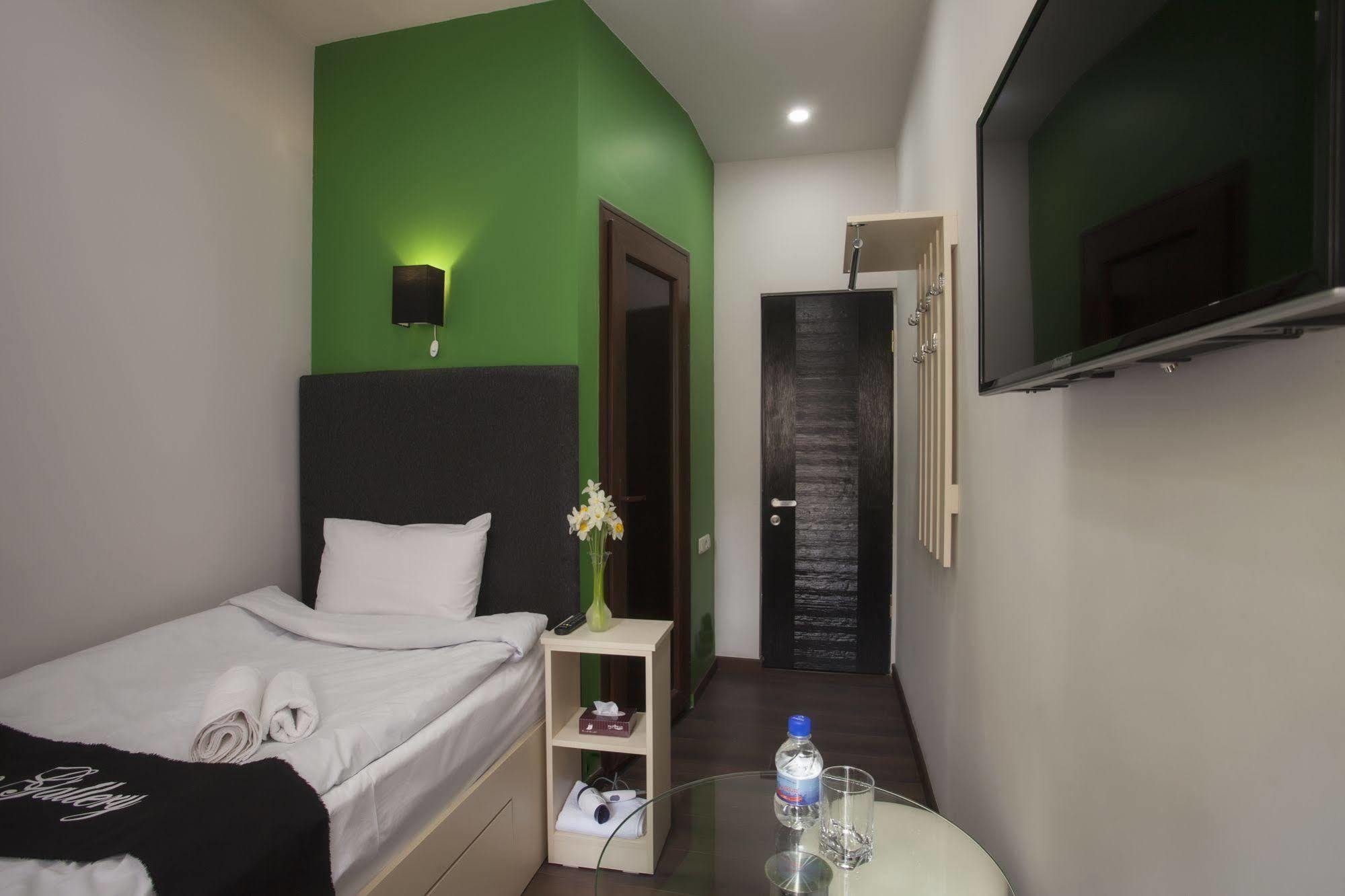 Elysium Gallery Hotel Erévan Extérieur photo